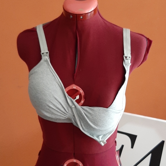 BNWT nursing bra sz small grey - Picture 2 of 8